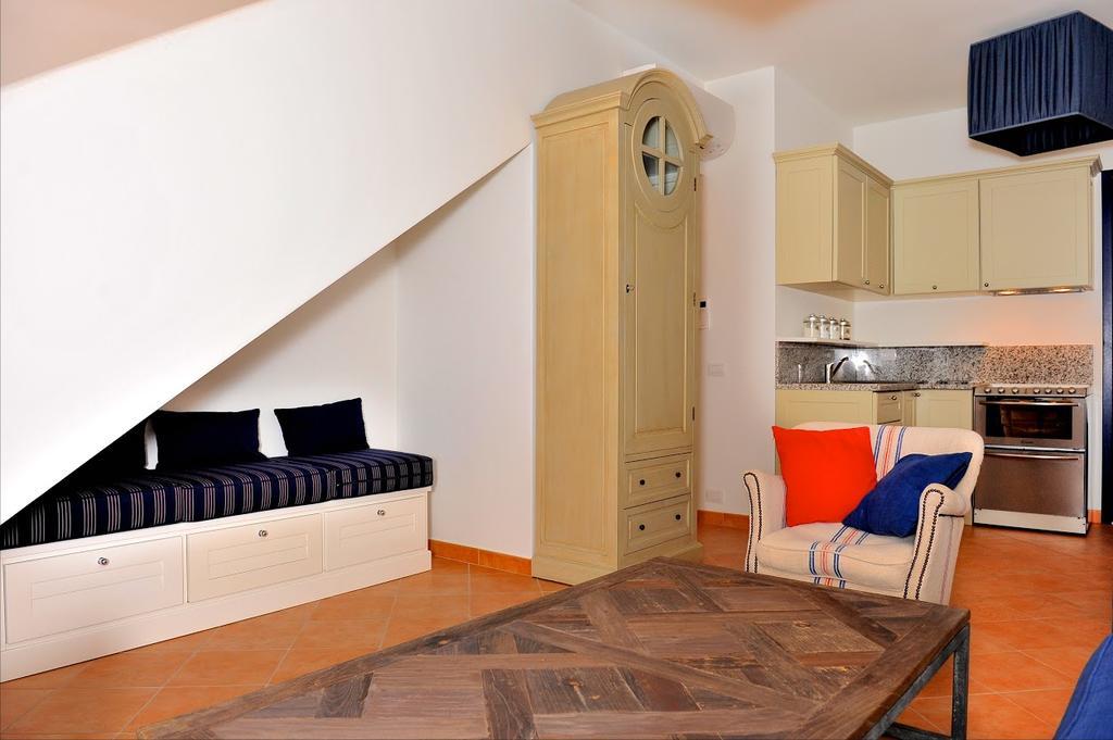 Li Casi Bianchi Apartment San Teodoro  Bilik gambar