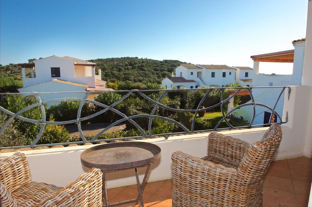 Li Casi Bianchi Apartment San Teodoro  Bilik gambar